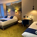 Logis De Paris Hotel