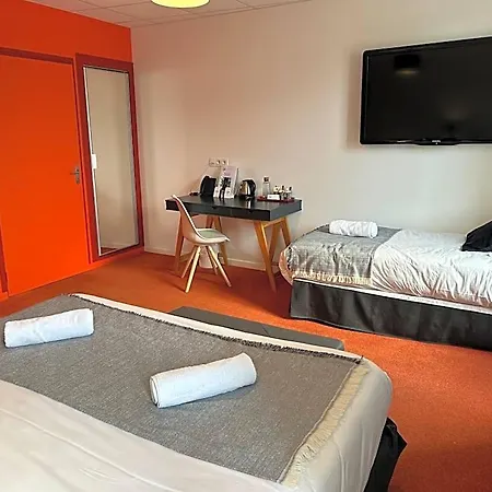호텔 Logis De Paris 3*