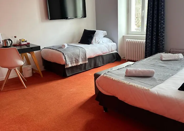 Logis De Paris 3* Murol