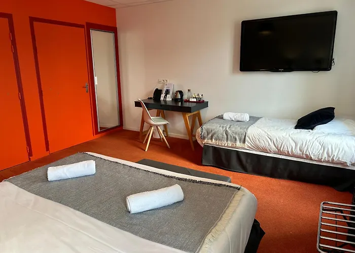 Logis De Paris 3* Murol