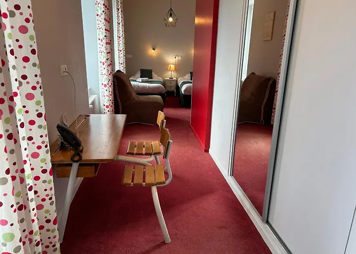 Logis De Paris Hotel 3*