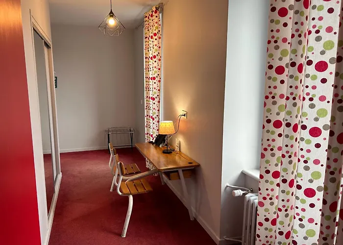 Hotel Logis De Paris 3*