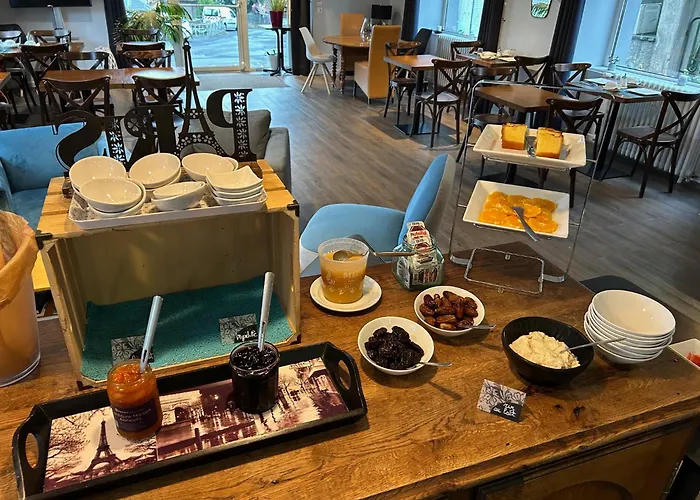 Logis De Paris 3* Murol