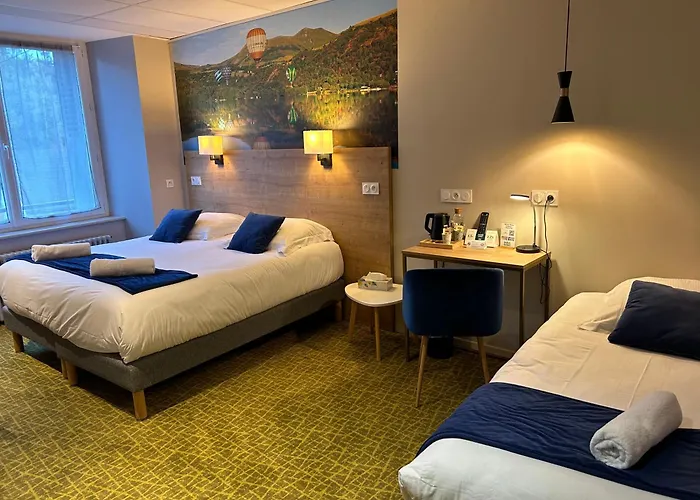 Logis De Paris Hotel