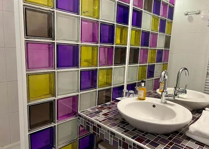 Hotel Logis De Paris 3*